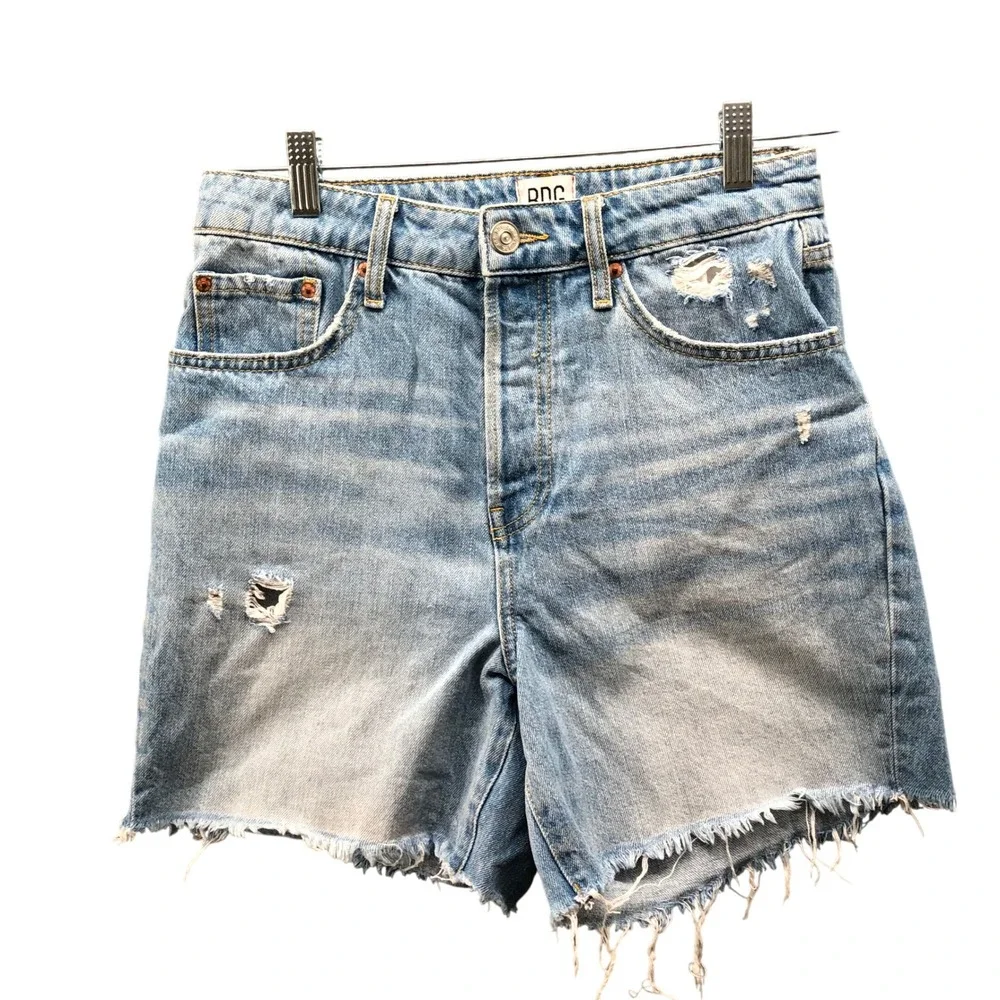 BDG Urban Outfitters 90s Long Inseam Denim Shorts Womens 28 Cutoff Blue